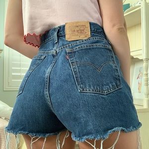 Size 14 Levi shorts! Perfect condition